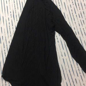 Black buttonless cardigan